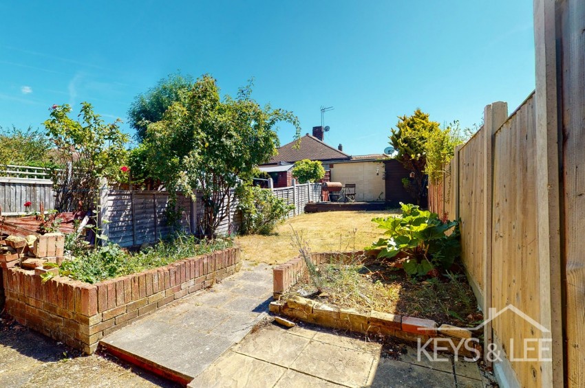 Images for Erith Crescent, Romford EAID:ISSL BID:5996
