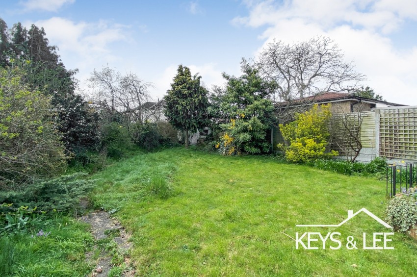 Images for Parkside Avenue, Romford EAID:ISSL BID:5996