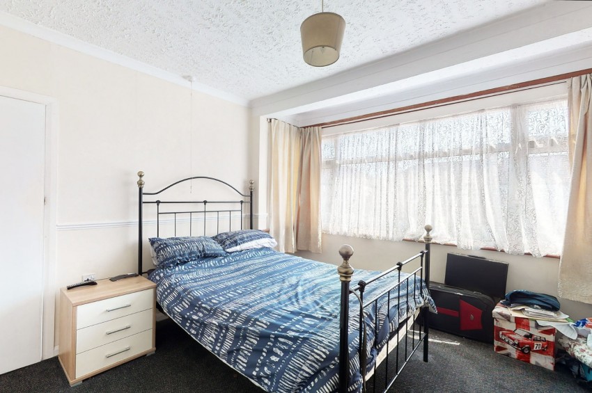 Images for Eaton Drive, Collier Row, Romford EAID:ISSL BID:5996